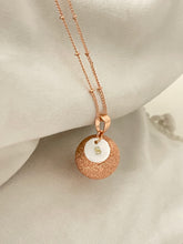 Cargar imagen en el visor de la galería, Bola ISIS. BYBEEBALL