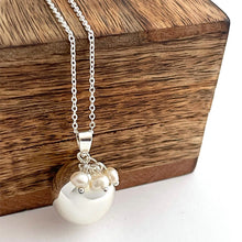 Cargar imagen en el visor de la galería, Bola VEGA. BYBEEBALL