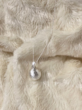 Cargar imagen en el visor de la galería, Bola DANA BYBEEBALL