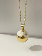 Cargar imagen en el visor de la galería, Bola GINA. BYBEEBALL