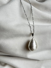 Cargar imagen en el visor de la galería, Bola HYDRA BYBEEBALL