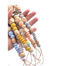 Cargar imagen en el visor de la galería, Chupeteros varios colores