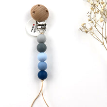 Cargar imagen en el visor de la galería, Chupetero mini silicona azules y grises