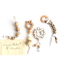 Cargar imagen en el visor de la galería, Bolsa de tesoros bebé en color beige