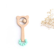 Cargar imagen en el visor de la galería, Sonajero mordedor oso mint