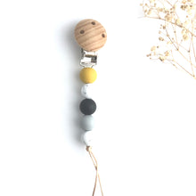 Cargar imagen en el visor de la galería, Chupetero silicona mini mostaza granito negro