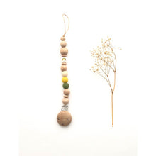 Cargar imagen en el visor de la galería, Chupetero arcoíris verde