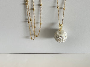 Bola LUNA Blanca y Dorada. BYBEEBALL