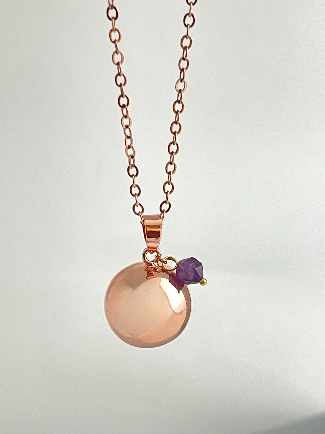 Bola ISIS con piedra natural. BYBEEBALL