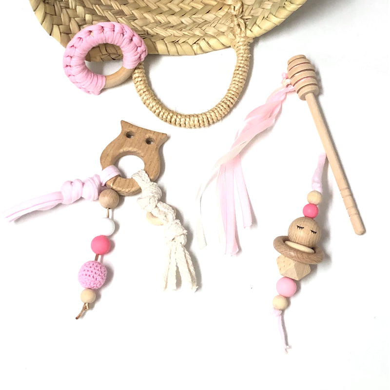 Cesto primeros juguetes rosa