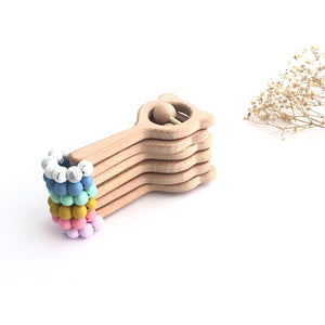 Sonajero mordedor de madera y silicona 